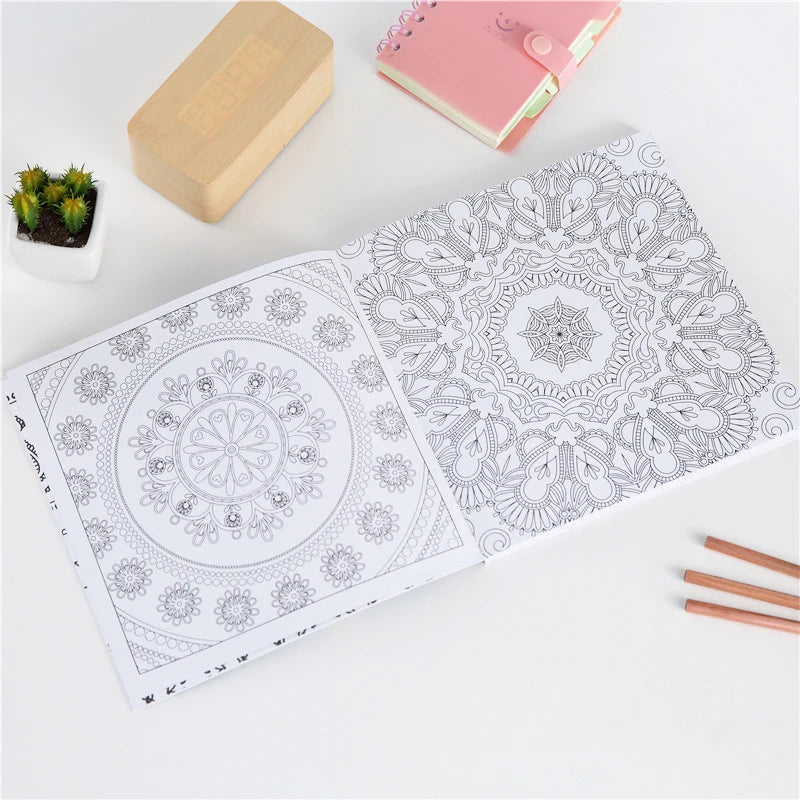 12 Crayons de couleur + livre de coloriage 128 Pages Zen Mandalas anti-Stress