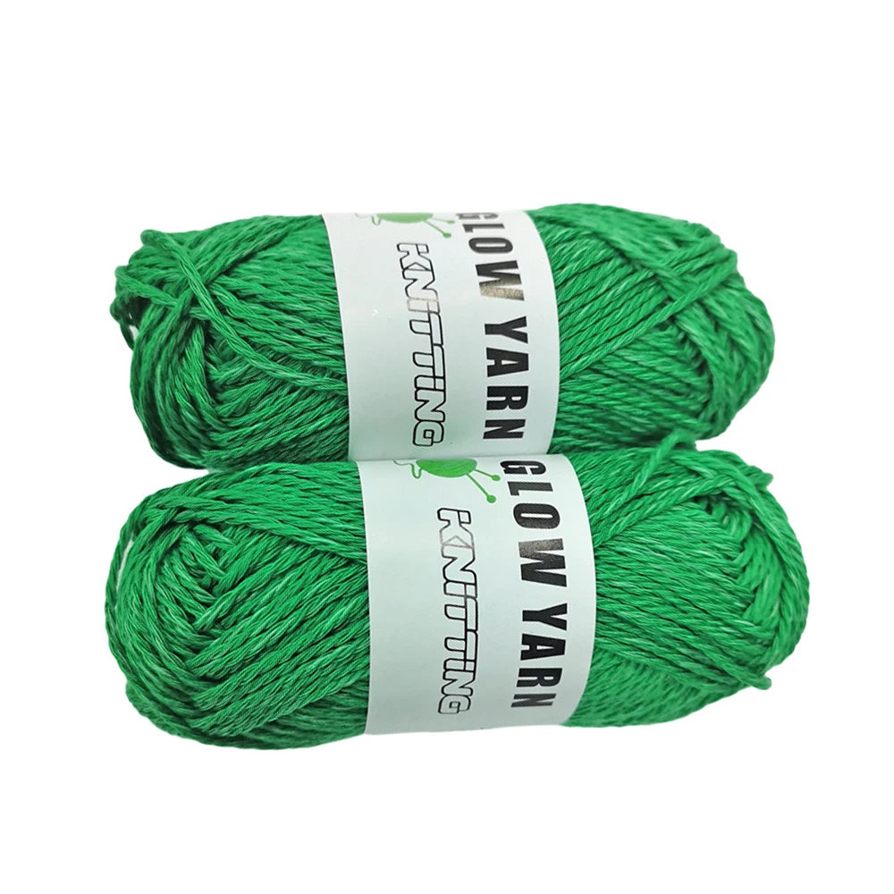 Pelotes de laine fluorescentes Brillent dans le noir