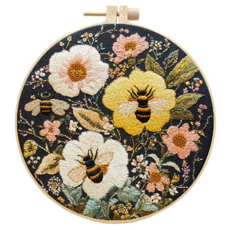 Kits de broderie fleurs et abeilles