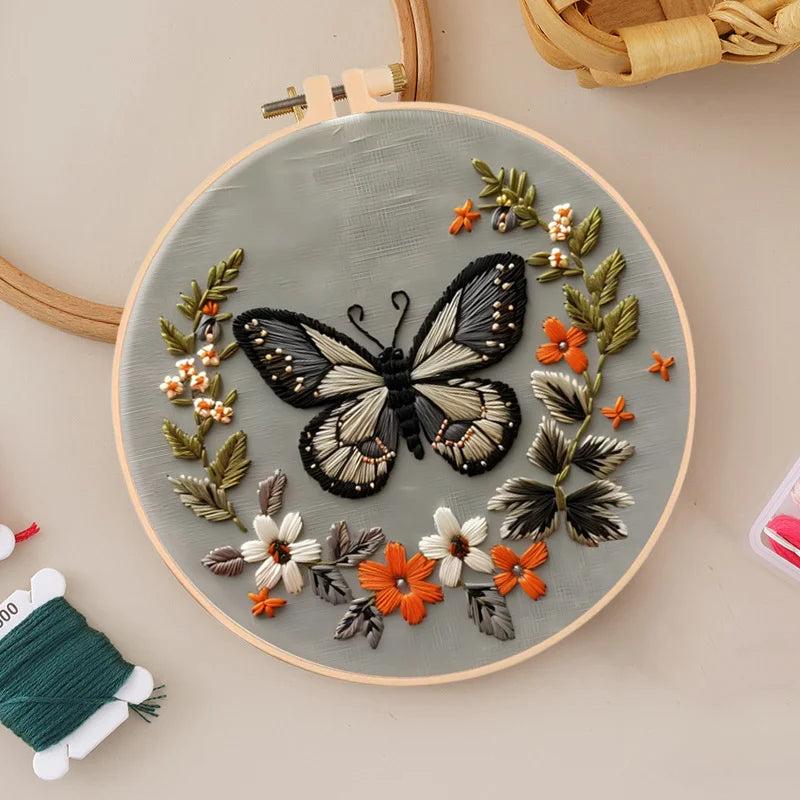 Broderie point de croix Colibri papillon cerf fraises fleurs montagnes