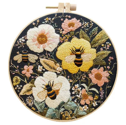 Kits de broderie fleurs et abeilles