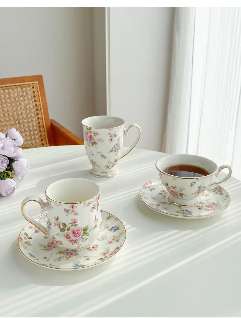Tasse de thé Vintage à l'anglaise