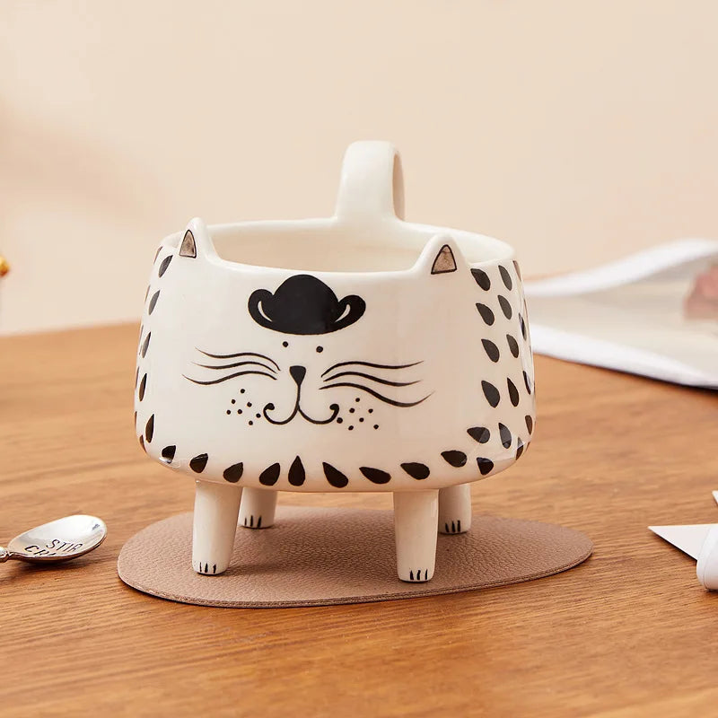 Taza de cerámica con forma de gato con cuatro patas 350ml
