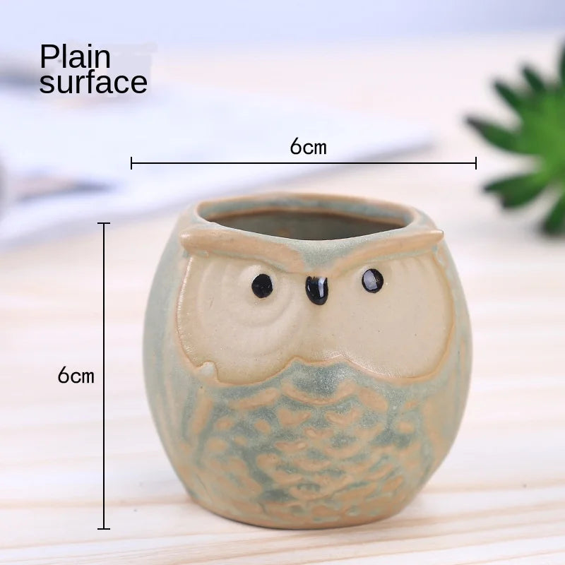 Small Owl-shaped pot