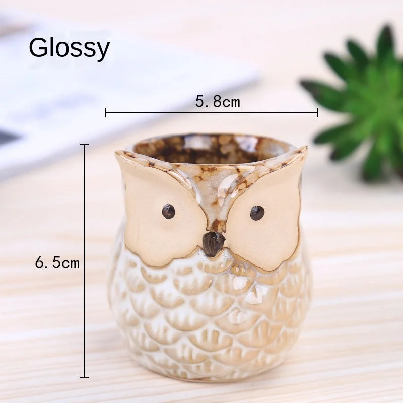 Small Owl-shaped pot