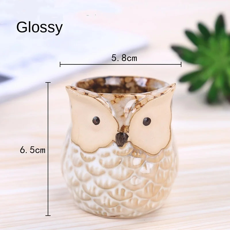 Small Owl-shaped pot