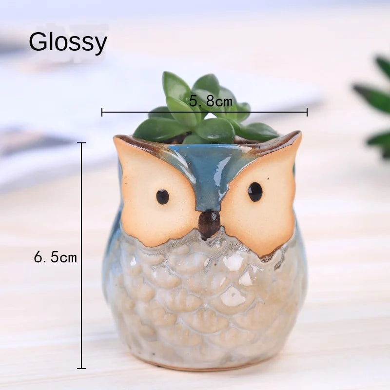 Small Owl-shaped pot