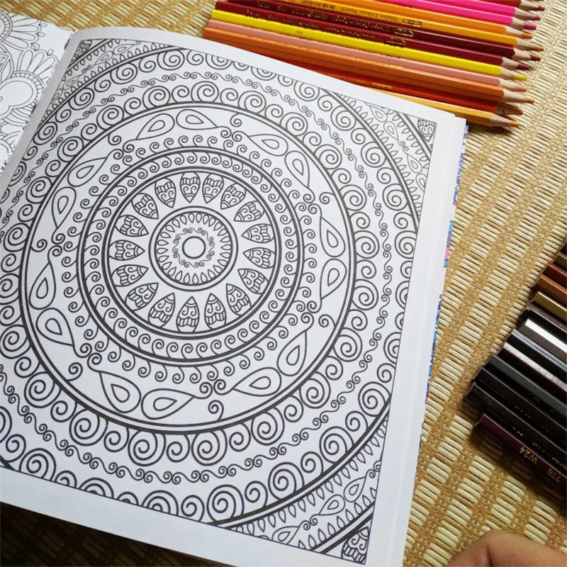 12 Colored Pencils + Coloring Book 128 Pages Zen Mandalas Anti-Stress