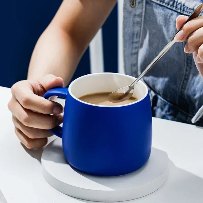 Taza de cerámica con cuchara 500ml