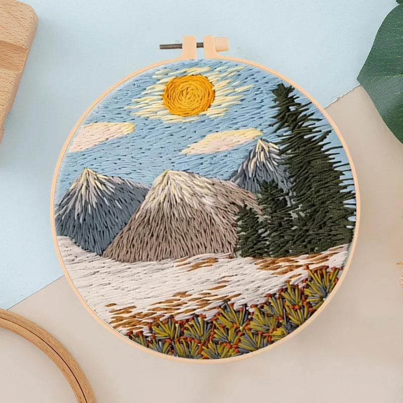 Broderie point de croix Colibri papillon cerf fraises fleurs montagnes