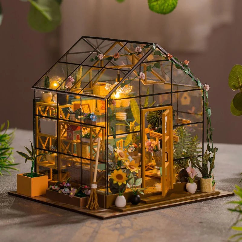 DIY Mini Greenhouse Model