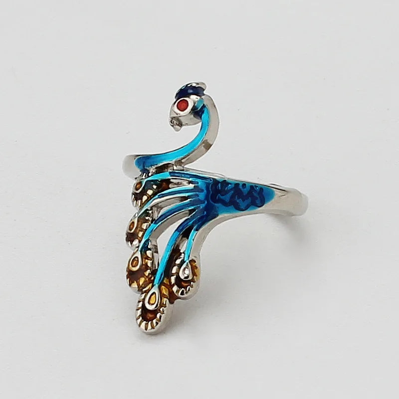 Adjustable tension ring for Peacock or fish hook