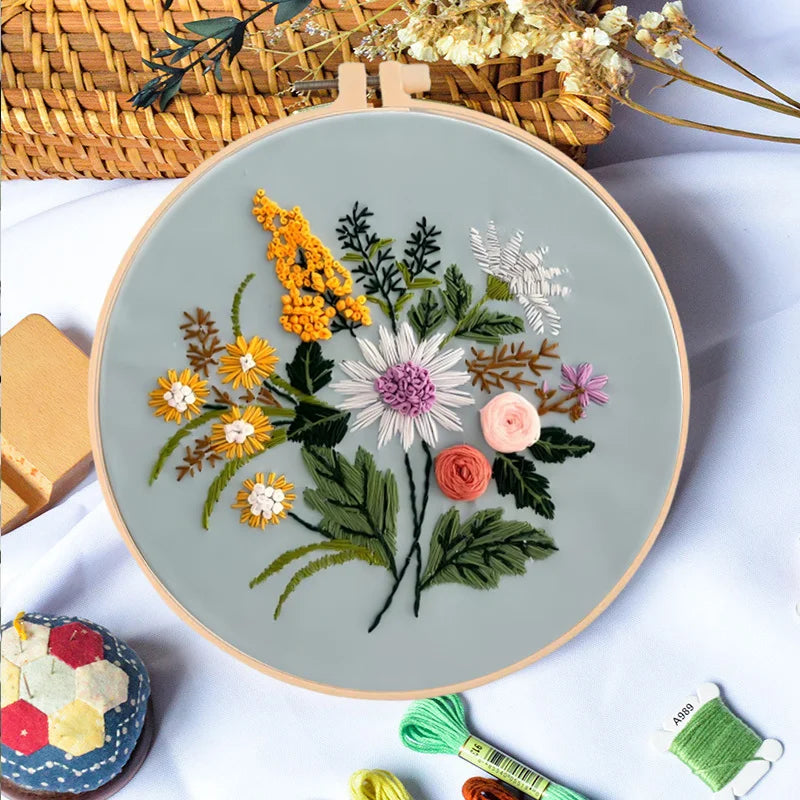 Broderie point de croix Colibri papillon cerf fraises fleurs montagnes