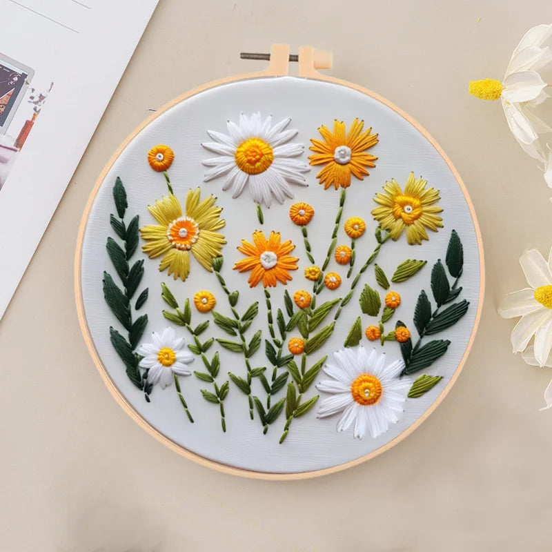 Broderie point de croix Colibri papillon cerf fraises fleurs montagnes