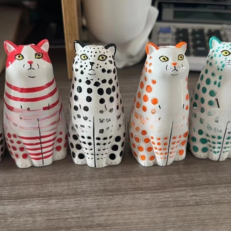 Petit Vase en résine Chats inspirés des poupées russes