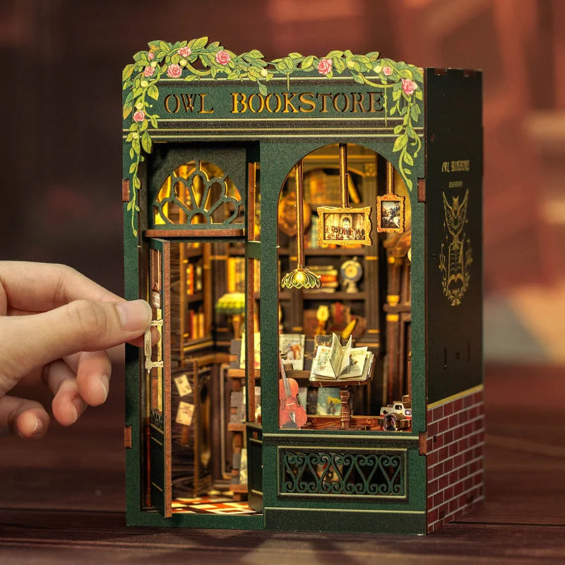 Biblioteca de miniaturas DIY