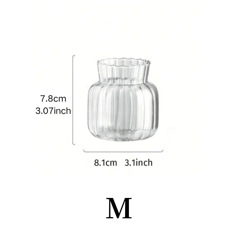 Jarrones transparentes de estilo nórdico