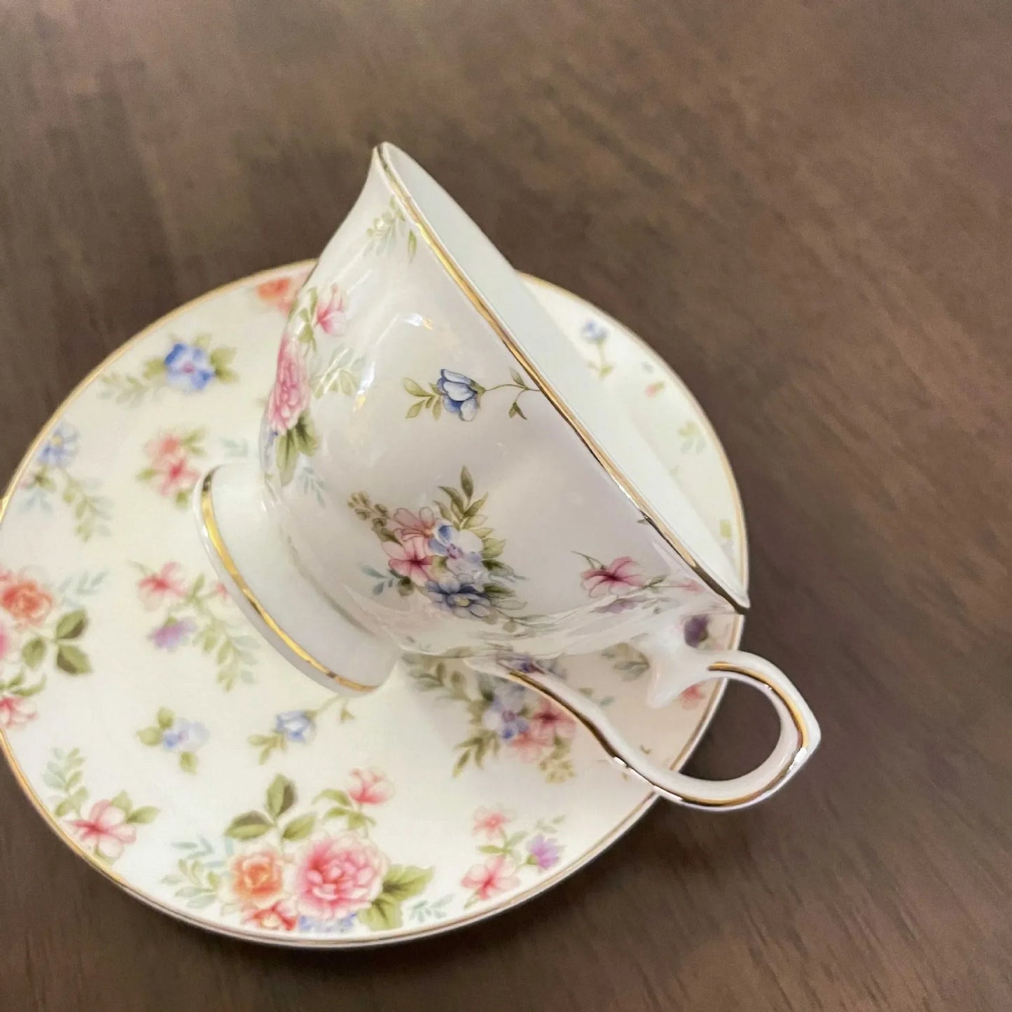 Tasse de thé Vintage à l'anglaise